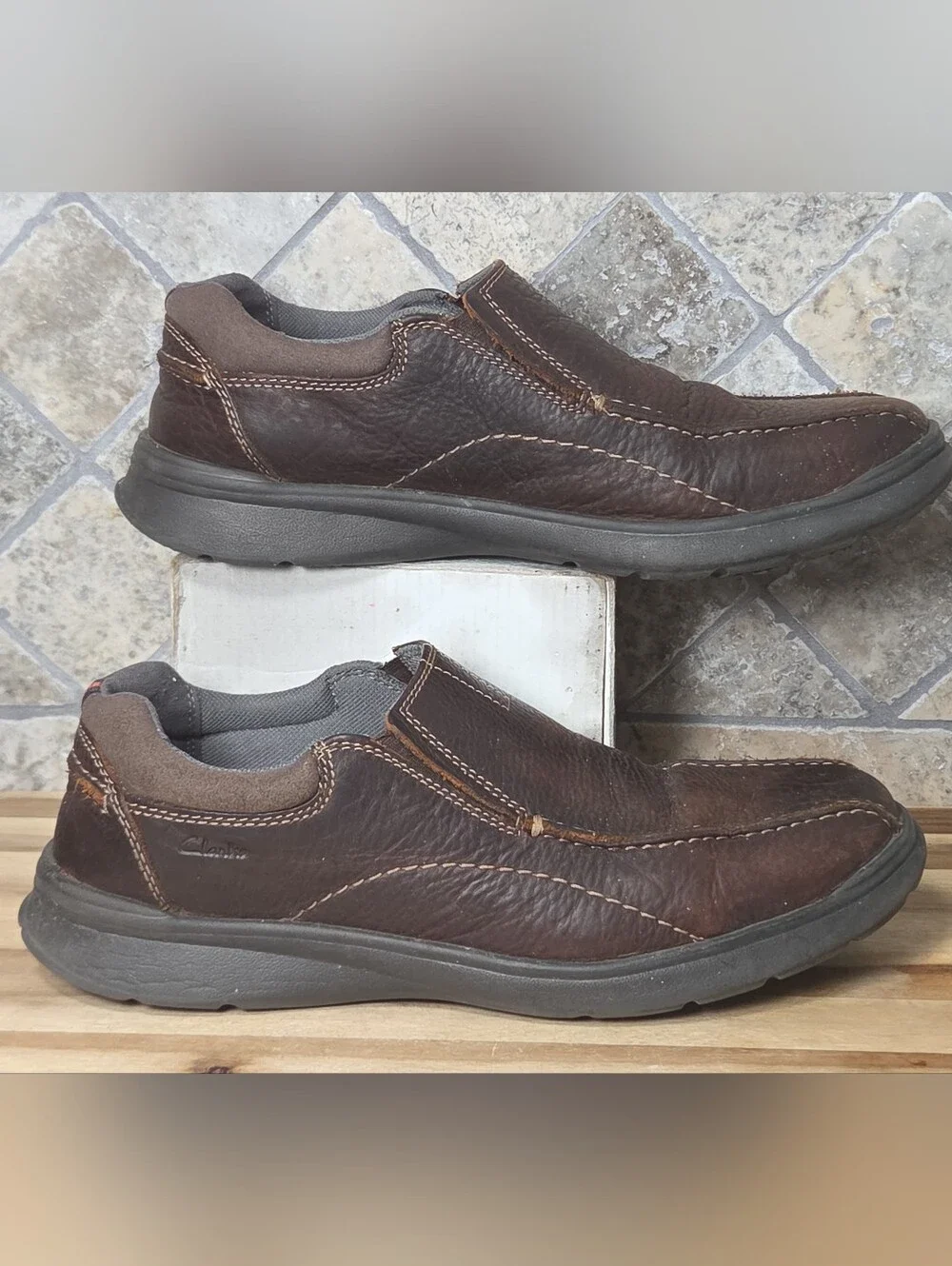 Clarks Men’s Brown Leather Slip-On Casual Loafers 10 M